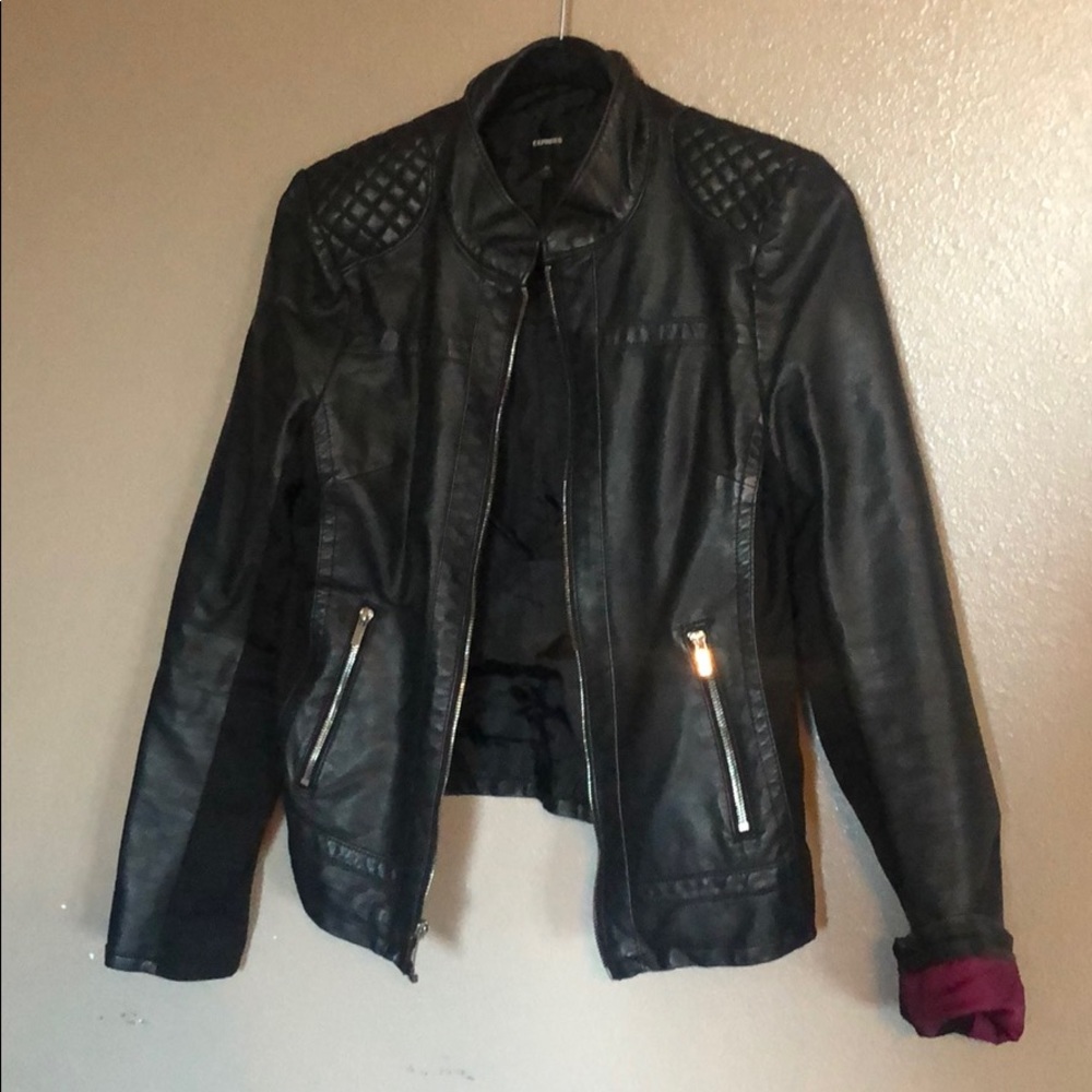 Medium Quilted pleather/ like leather jacket